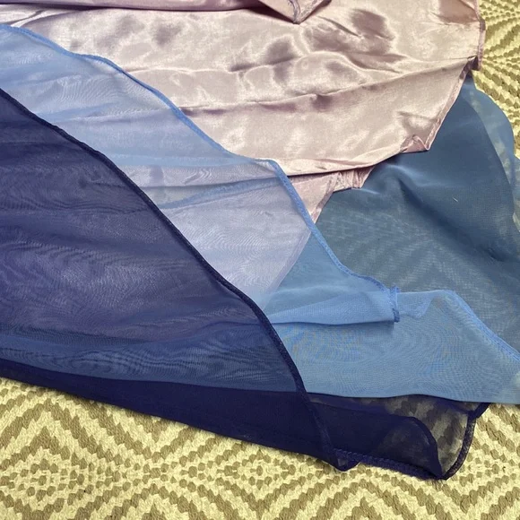 Morgan and Co. by Linda bernell size 8 bridesmaids dress blue periwinkle - Picture 7 of 9